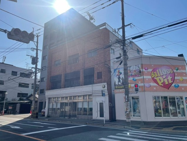  長住ビルの外観