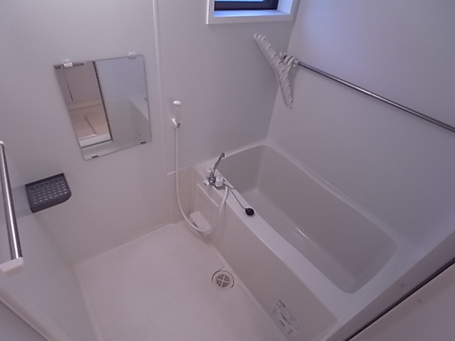 神戸市北区鈴蘭台東町３丁目のアパートの浴室|浴室