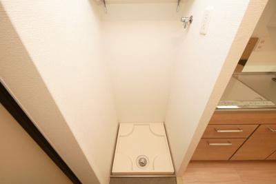 【設備】 | セレニテ阿波座ミラク | 洗濯機置き場です