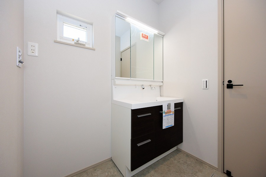 アーキデイズ　筑後市西牟田の独立洗面台