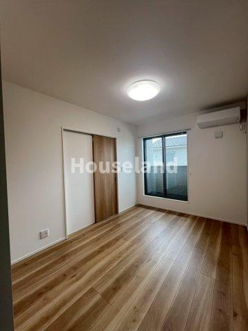 ブルームの洋室