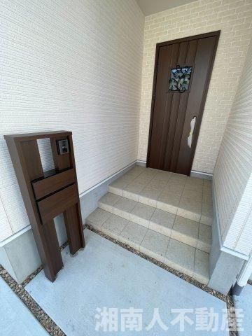 茅ヶ崎市今宿　新築戸建ての玄関|シンプルで使いやすい玄関です