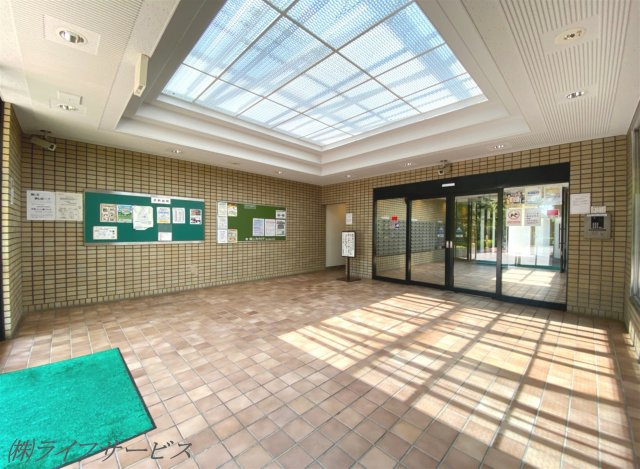 【エントランス】 | ファミール北大阪リバーサイド | エントランスホール