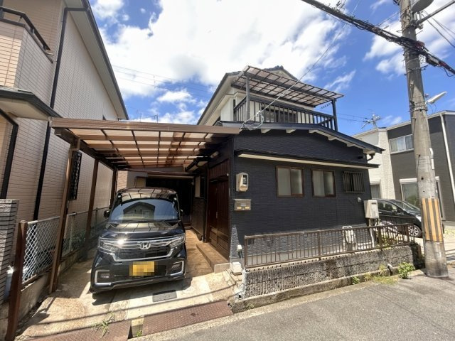 大和高田市甘田町の一戸建ての外観