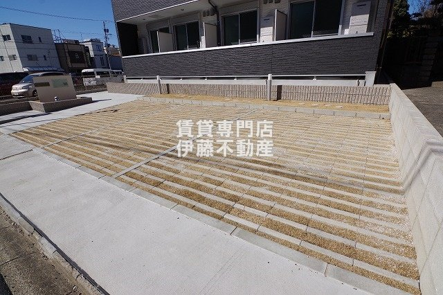 リコルテ シャンティの駐車場
