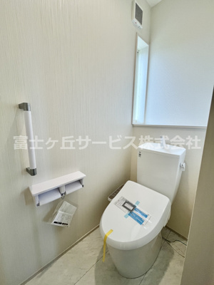 【トイレ】 | 浜松市天竜区船明 5期 新築一戸建て 1号棟 | 2階トイレ