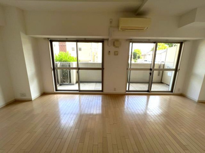 【居間・リビング】 | プランドール西岡本