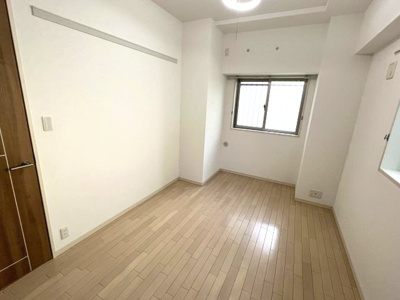 【寝室】 | プランドール西岡本