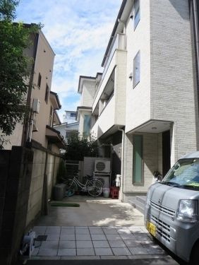 【ロビー】 | OHANA House 4T 