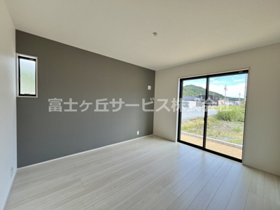 【寝室】 | 浜松市天竜区船明 5期 新築一戸建て 2号棟 | 主寝室