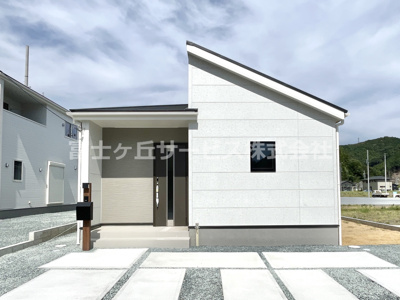 【外観】 | 浜松市天竜区船明 5期 新築一戸建て 2号棟 | 外観も気になるポイント