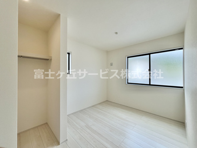 【子供部屋】 | 浜松市天竜区船明 5期 新築一戸建て 2号棟 | お子さんのお部屋にいかがでしょうか