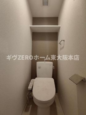 S-RESIDENCE小阪azureのトイレ
