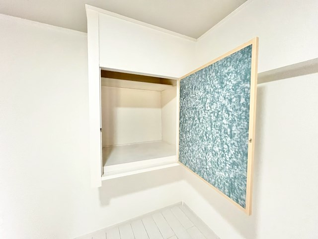 【収納】 | 北摂マンション | 物件購入の段取りを知りたいお客様には、「ご検討からご契約までの一連の流れ」をご説明させて頂きます。初めて物件購入を検討された方は、ぜひご参考になさって下さい。
