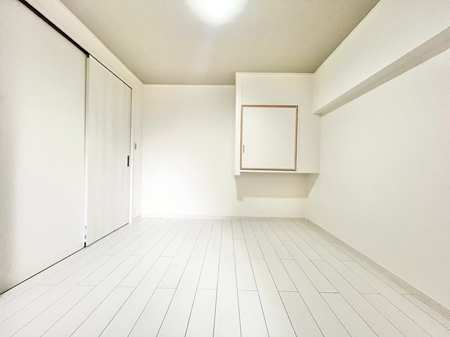 【子供部屋】 | 北摂マンション | サイトに掲載されていない箇所の写真、撮影してお届けさせて頂きます！気になる物件で、見たい部分の画像が無い場合は、弊社スタッフまでご連絡下さいませ。お客様の気になる箇所を、カメラにて撮影して参ります！