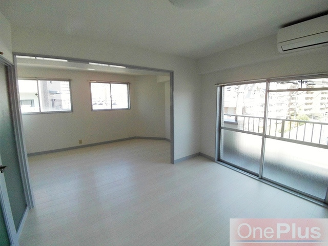 パレス上原の居間・リビング