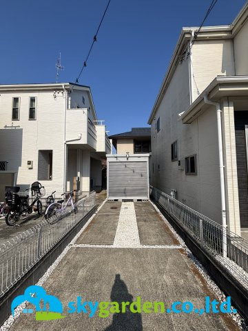 平塚市南原3丁目　中古戸建の駐車場