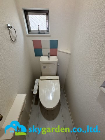 平塚市南原3丁目　中古戸建のトイレ