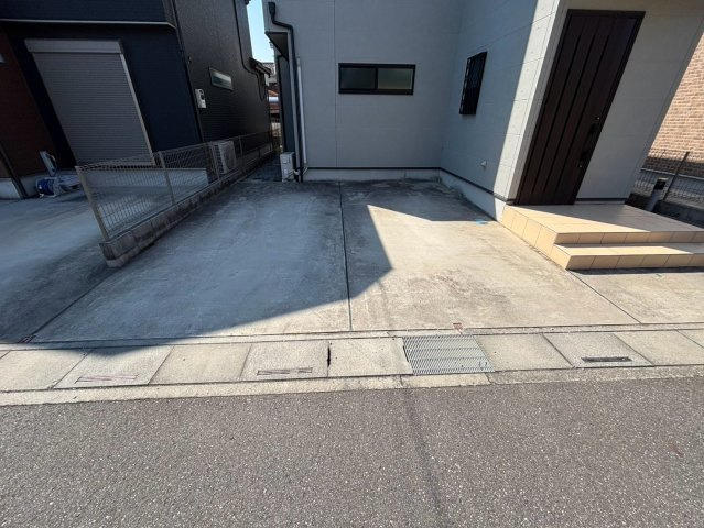 北葛飾郡松伏町　　松伏　　中古戸建の駐車場|駐車場です