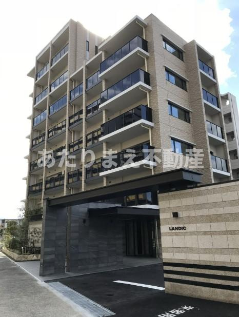 パークアソシア室見河畔の外観