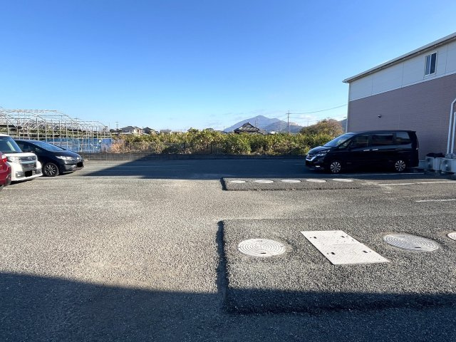 ボンヌールパンションⅠの駐車場