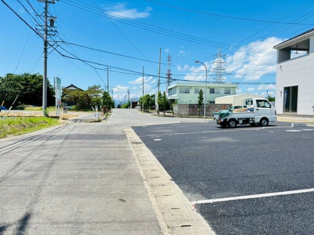 クワイエ　瑞穂市生津天王東町1丁目第1　全4区画分譲の前面道路含む現地写真|■前面道路　■ヤマダ不動産　株式会社リライフ　
■夢のマイホーム購入をフルサポートします！