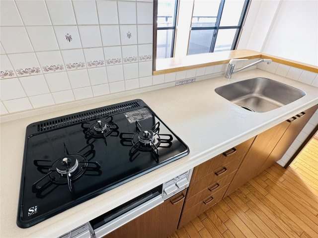 サクラメント今宿のキッチン