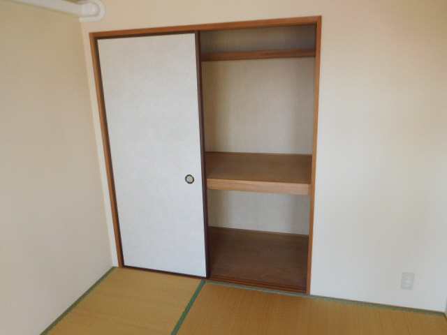 サクラメント今宿の収納