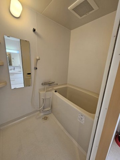 【浴室】 | メゾンフローラ