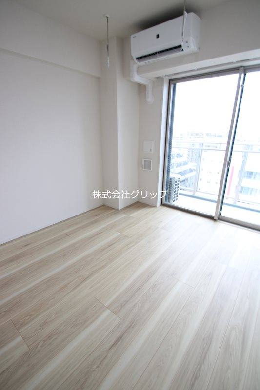 ブランシエスタ横浜高島町の洋室