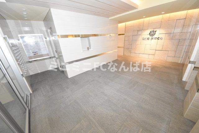 ララプレイス阿波座駅前フェリオのエントランス