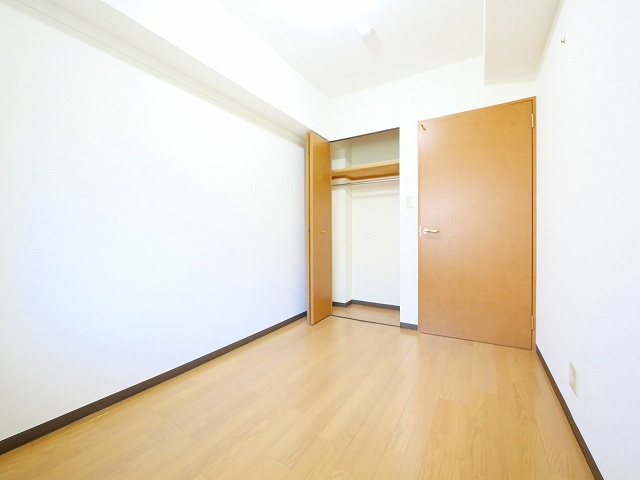 ローレルスクエア登美ヶ丘第Ⅰ期の洋室