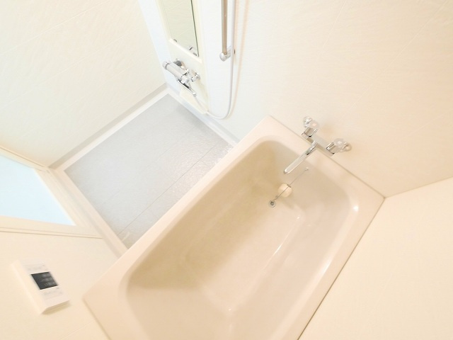 ローレルスクエア登美ヶ丘第Ⅰ期の浴室