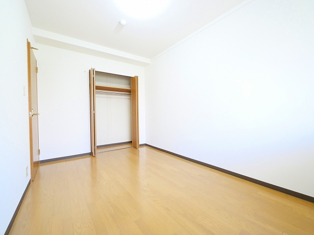 ローレルスクエア登美ヶ丘第Ⅰ期の洋室