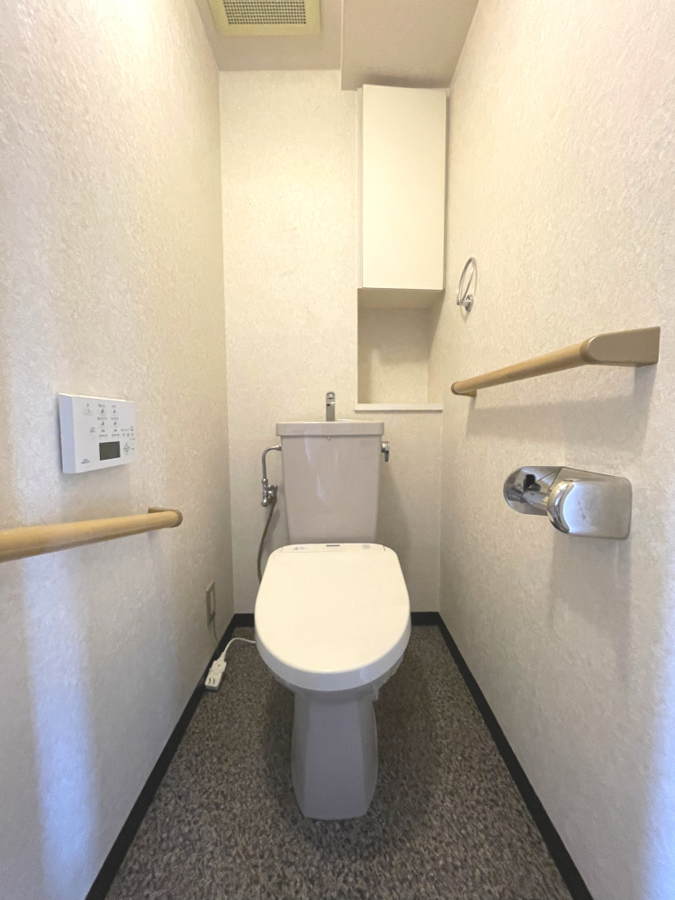 ダイアパレスロワイアル栗林公園のトイレ