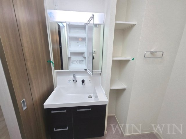 ベルフラワーの独立洗面台