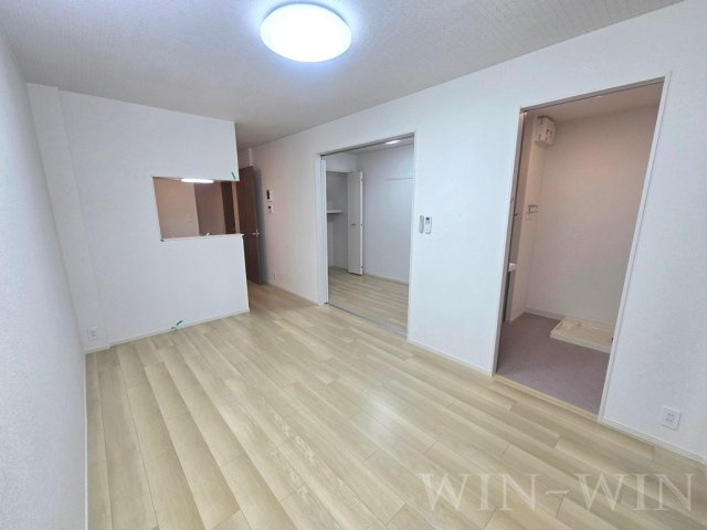 ベルフラワーの居間・リビング