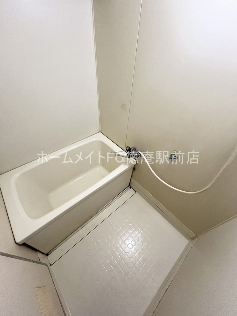 大阪市鶴見区横堤４丁目の賃貸マンションの浴室