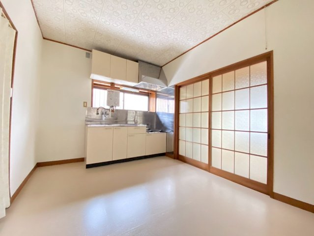 【居間・リビング】