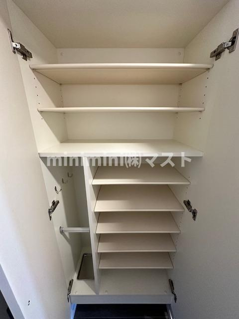 アーバネックス中崎町Ⅱの玄関