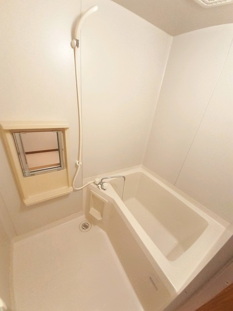 コーポさつきⅡの浴室|バス