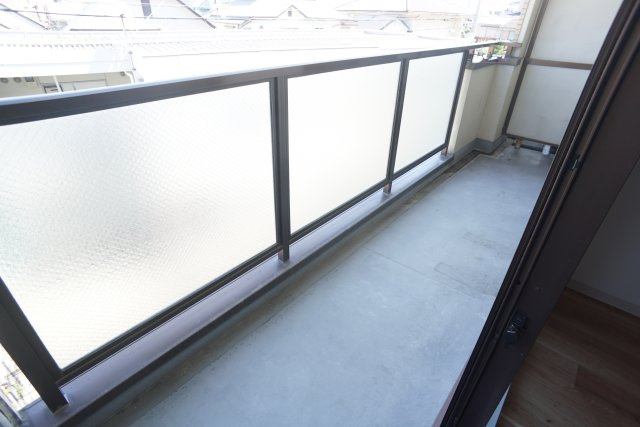 ファミーユ仁川のバルコニー