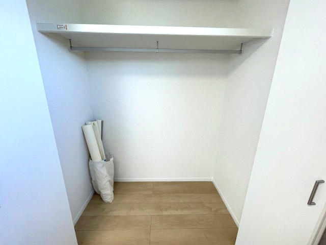 西区高須三丁目　№35425の収納|洋室7帖内クローゼット