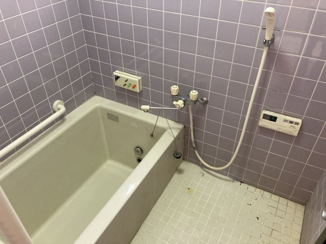 大宮田尻町の浴室