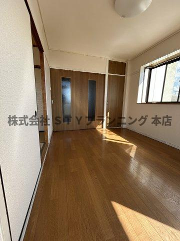 仲介手数料０円！青杏ビルの洋室