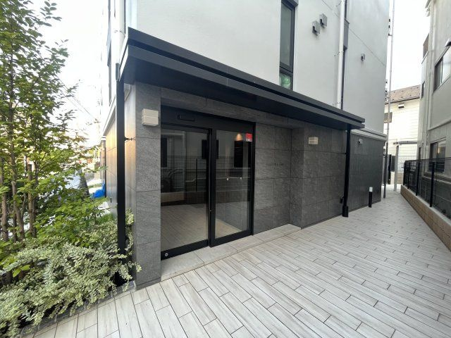 【エントランス】ＷＨＡＲＦ蒲田ｗｅｓｔ