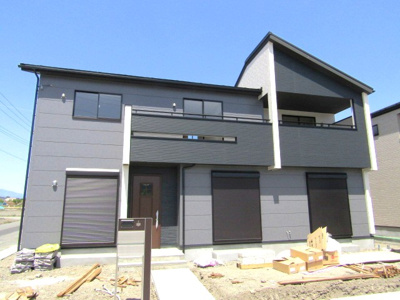 【外観】 | ブルーミングガーデン南アルプス市加賀美3期　1号棟 | 外観も気になるポイント