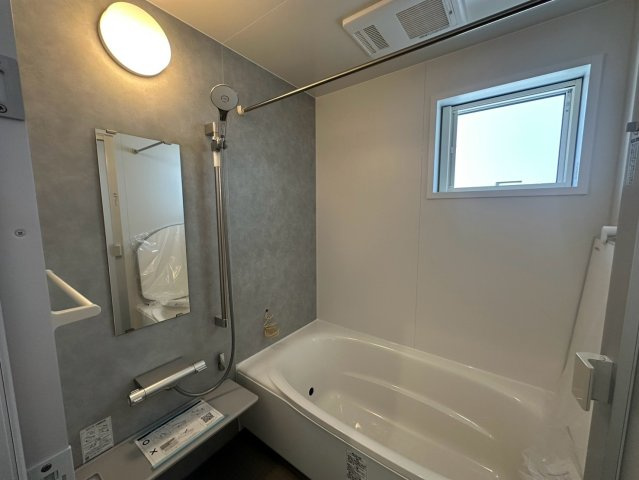 南国市大そね甲 　中古一戸建ての浴室