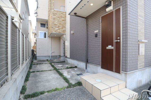 【エントランス】 | サダルスウド | ゆとりのあるエントランスです