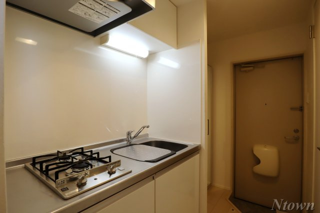 【キッチン】 | サダルスウド | キッチンでお料理をお楽しみください